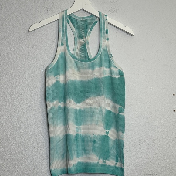 Lululemon Swiftly Tech Tank Tie Dye Size 8 Womens Workout Activewear Gym Running - Picture 2 of 10